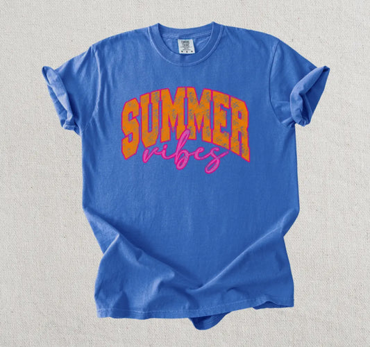 Summer Vibes Tee